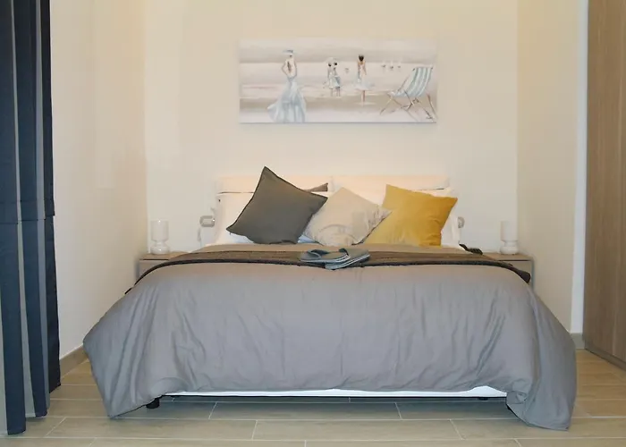 B&B Chiaia 216